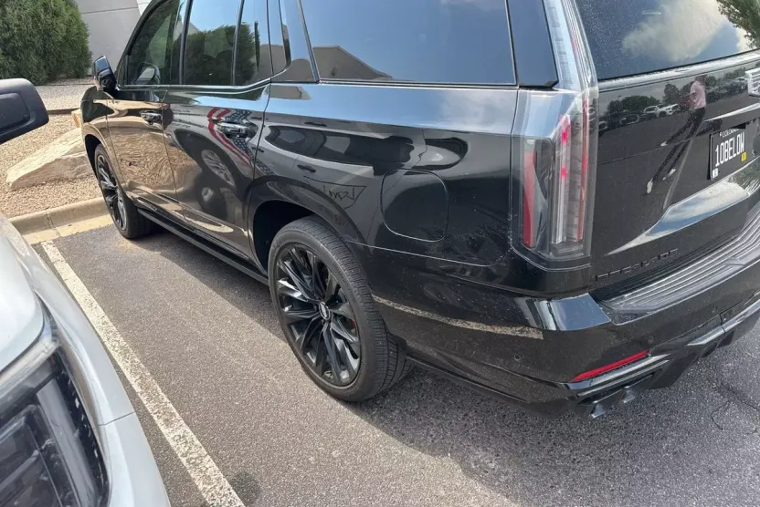 2025 Cadillac Escalade V-Series photo 1