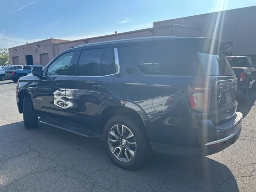 2023 Chevrolet Tahoe LT photo 1