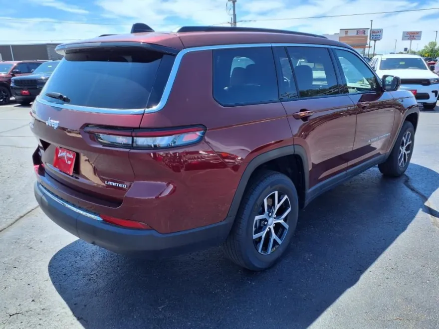 2025 Jeep Grand Cherokee Limited photo 1