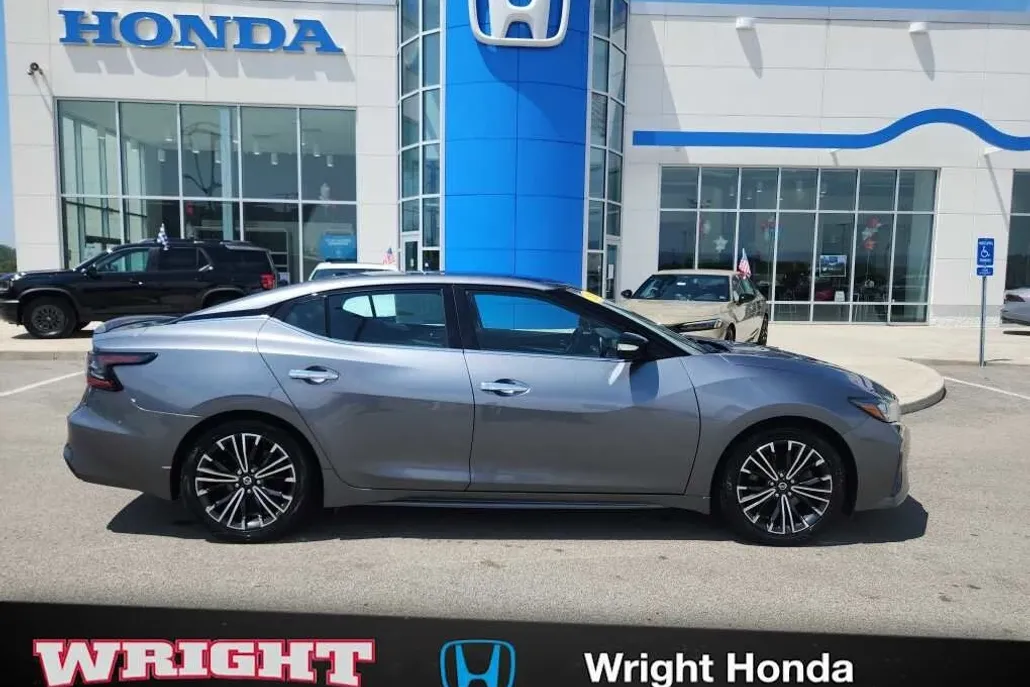 2020 Nissan Maxima SL photo 1