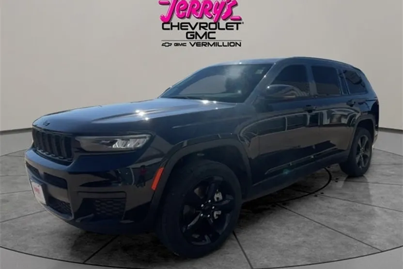 2023 Jeep Grand Cherokee Altitude photo 1