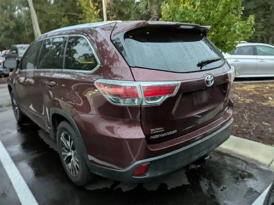 2016 Toyota Highlander XLE photo 1