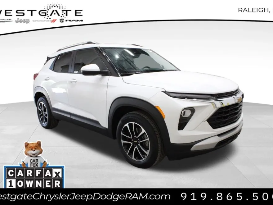 2024 Chevrolet Trailblazer LT photo 1