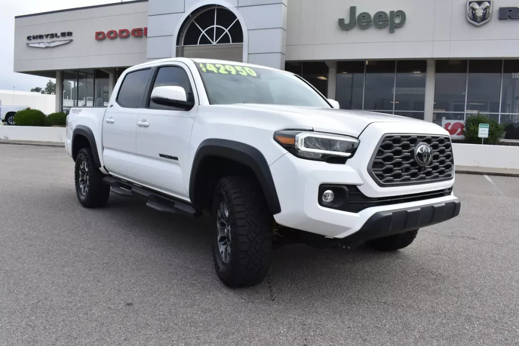 2023 Toyota Tacoma 4x4 TRD Off-Road photo 1