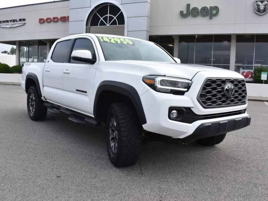 2023 Toyota Tacoma 4x4 TRD Off-Road photo 1