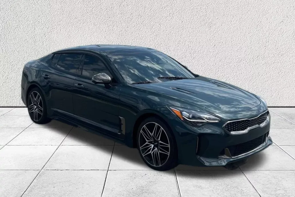 2022 Kia Stinger GT2 photo 1