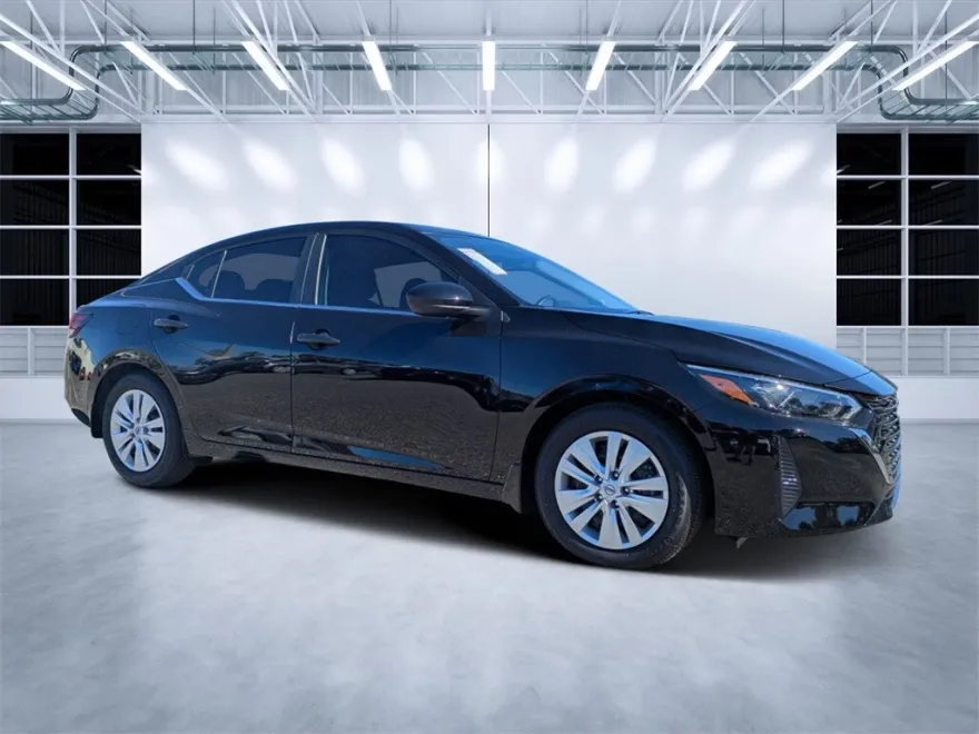 2025 Nissan Sentra S photo 1