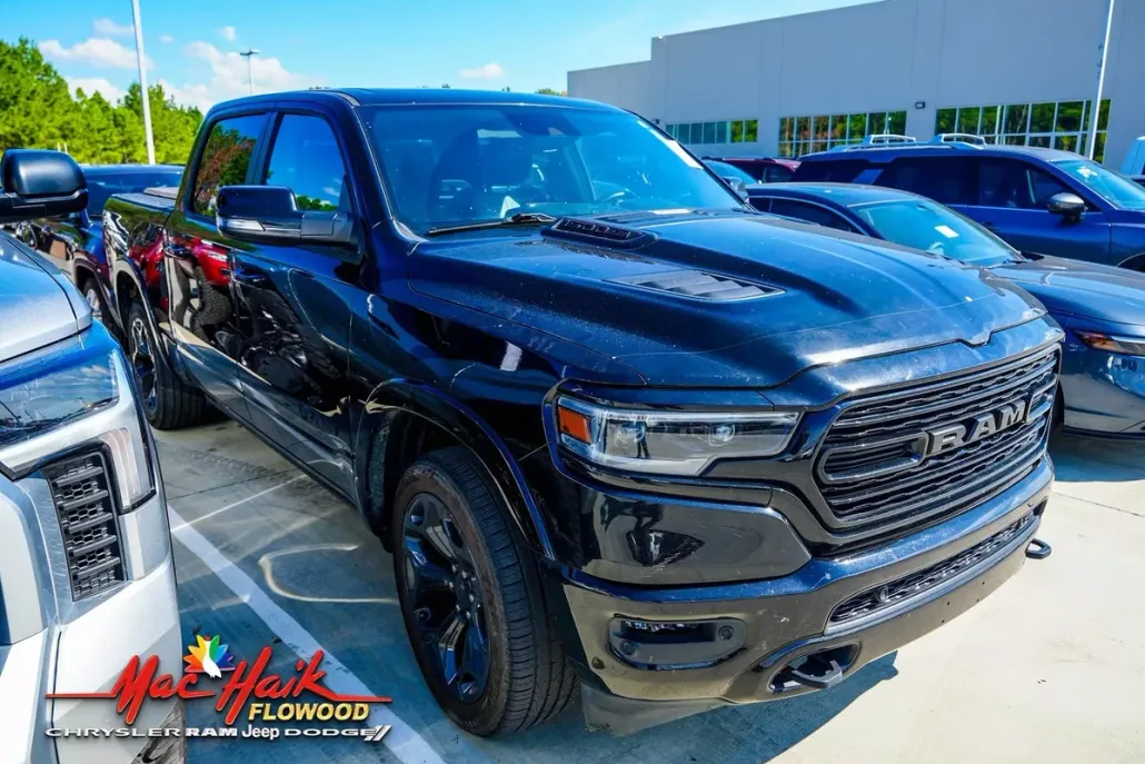 2023 Ram 1500 Limited photo 1