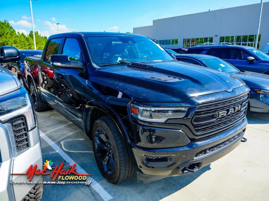 2023 Ram 1500 Limited photo 1