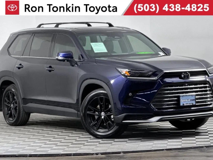 2025 Toyota Highlander Hybrid Limited photo 1