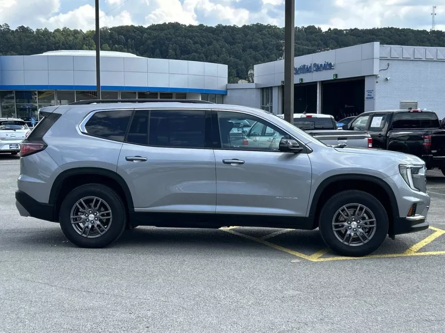 2025 Gmc Acadia Elevation photo 1
