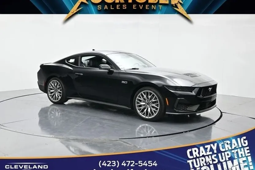 2025 Ford Mustang GT photo 1