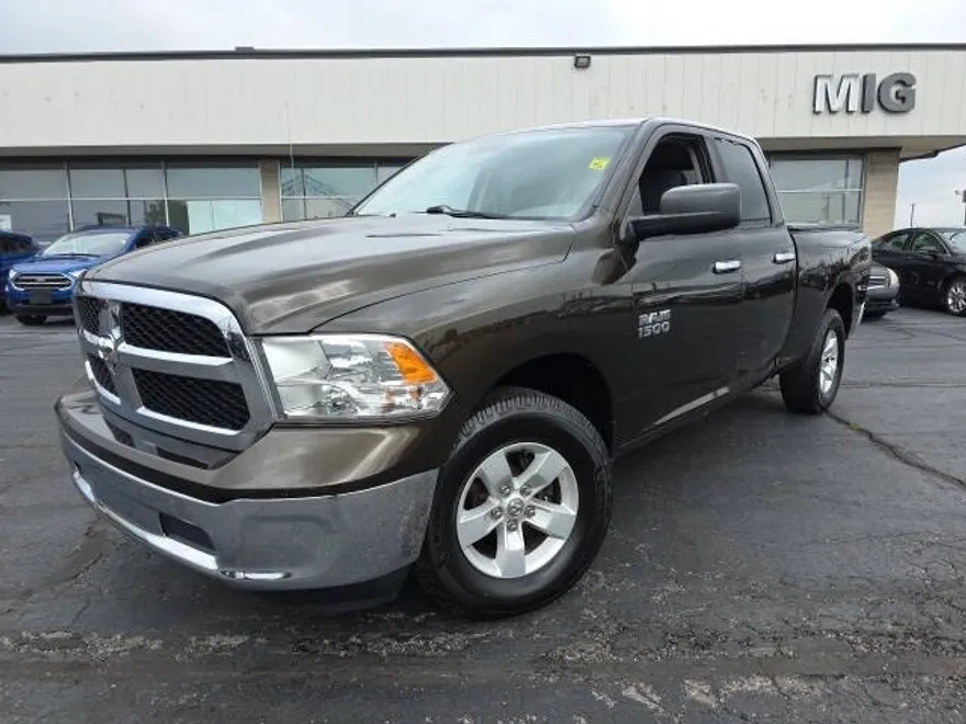 2013 Ram 1500 SLT photo 1