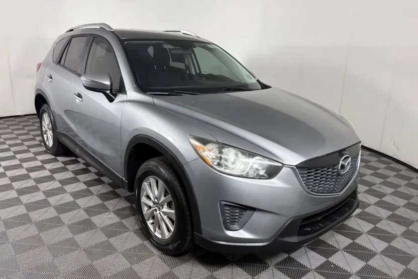 2015 Mazda CX-5 Sport photo 1