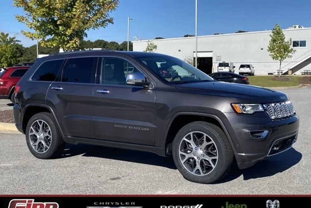 2020 Jeep Grand Cherokee Overland photo 1