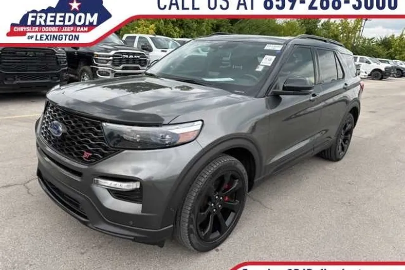 2020 Ford Explorer ST photo 1
