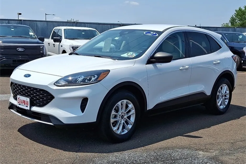 2022 Ford Escape SE photo 1