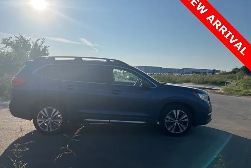 2019 Subaru Ascent Limited photo 1