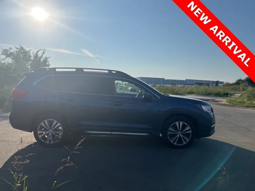2019 Subaru Ascent Limited photo 1