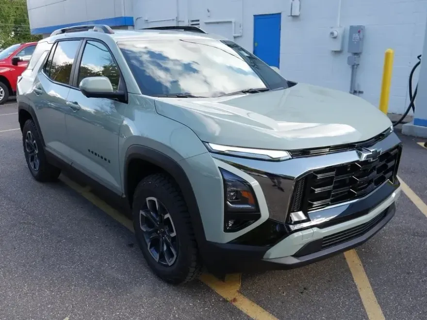 2026 Chevrolet Equinox ACTIV photo 1