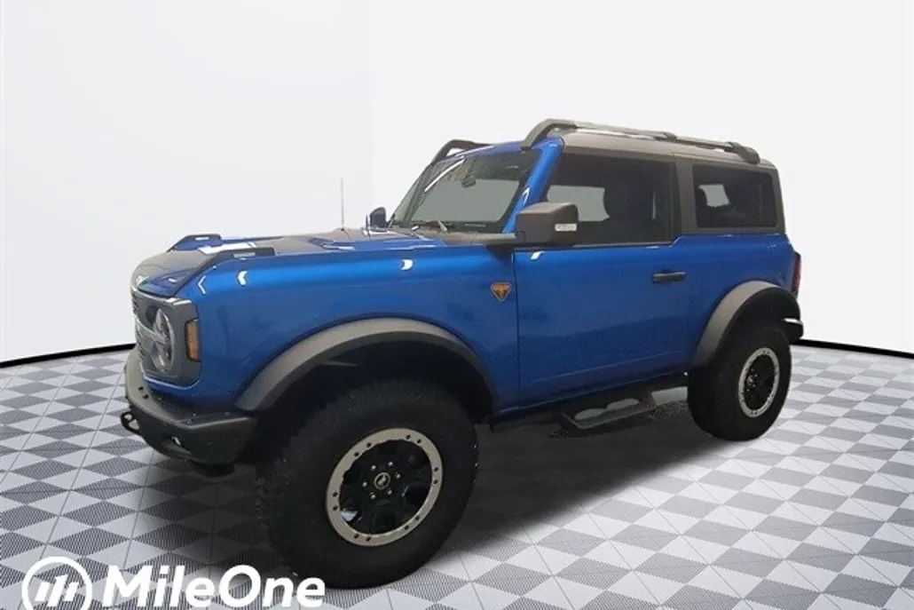 2024 Ford Bronco Badlands photo 1
