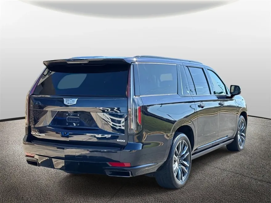 2021 Cadillac Escalade ESV Sport photo 1