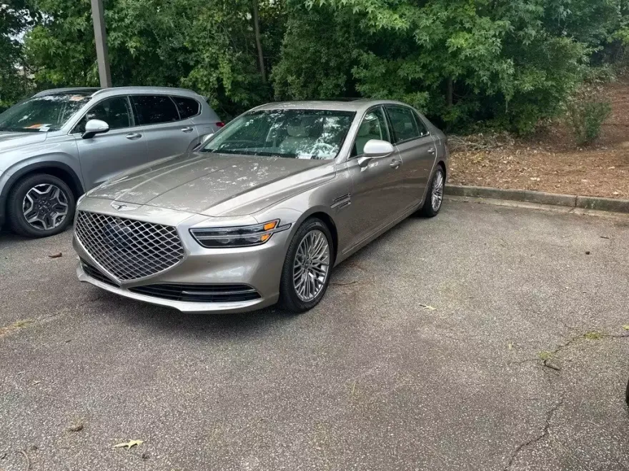 2022 Genesis G90 5.0 Ultimate photo 1