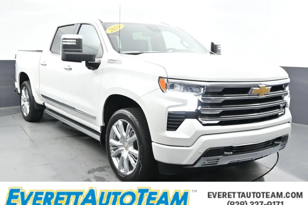 2024 Chevrolet Silverado 1500 High Country photo 1
