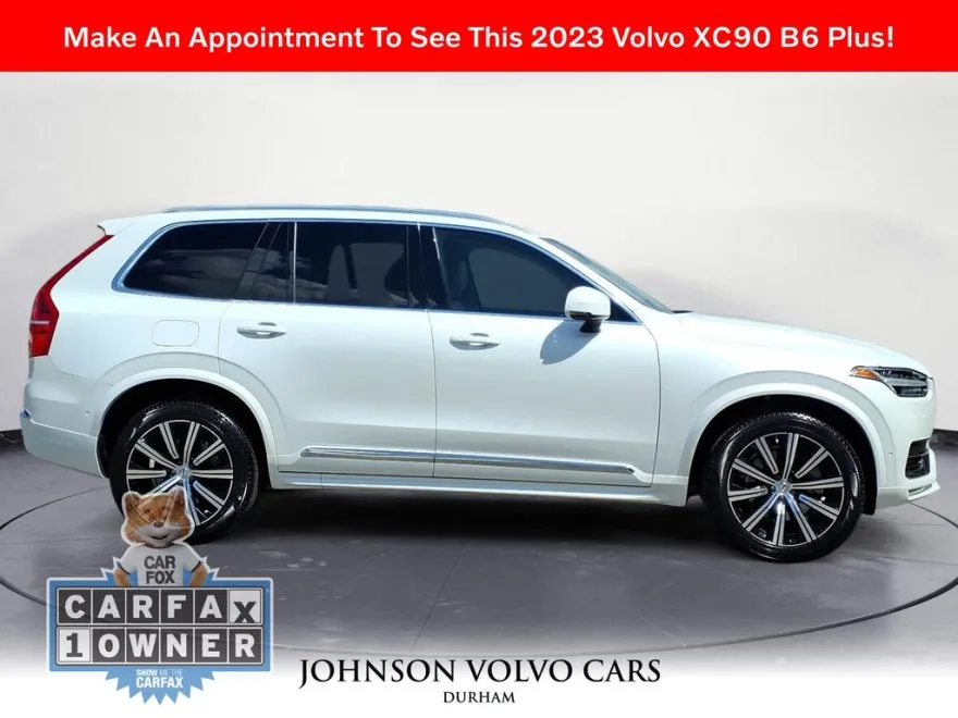 2023 Volvo XC90 Plus photo 1