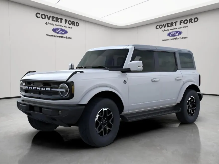 2025 Ford Bronco Outer Banks photo 1