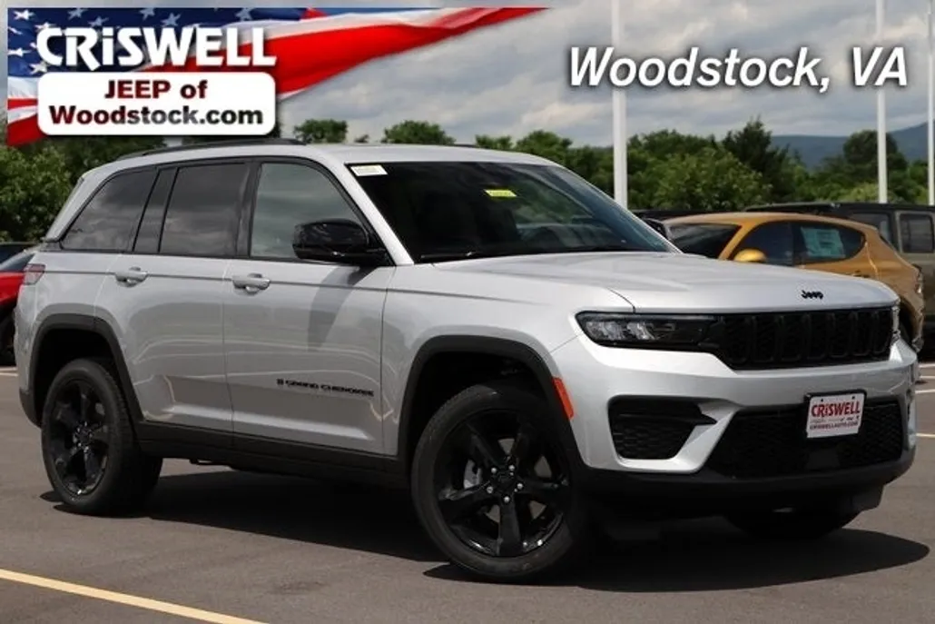 2025 Jeep Grand Cherokee Altitude photo 1