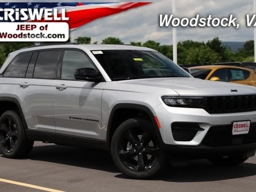 2025 Jeep Grand Cherokee Altitude photo 1