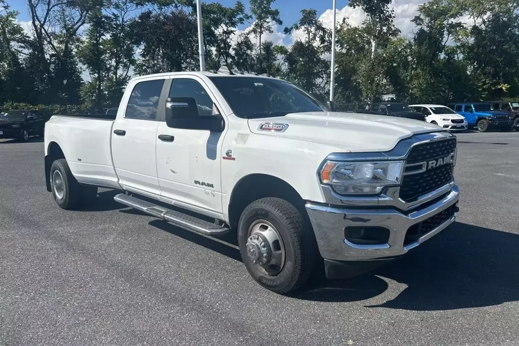 2024 Ram 3500 Big Horn photo 1