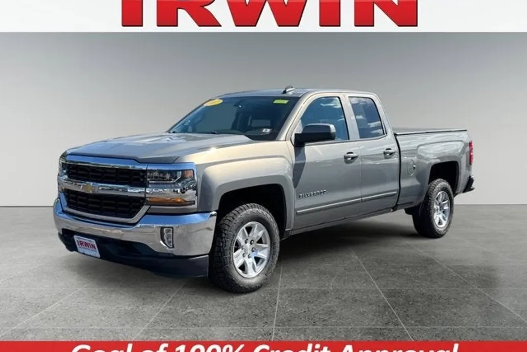 2017 Chevrolet Silverado 1500 LT photo 1