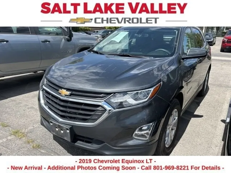 2019 Chevrolet Equinox LT photo 1