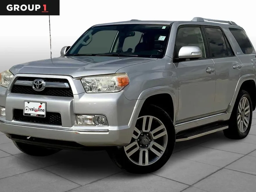 2012 Toyota 4Runner SR5 photo 1