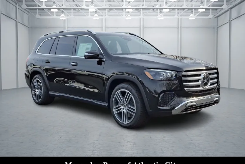 2025 Mercedes Benz GLS 450 4MATIC photo 1