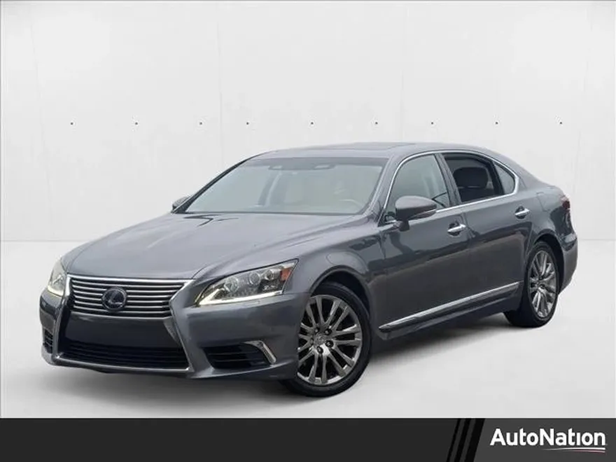 2015 Lexus LS 460 L photo 1