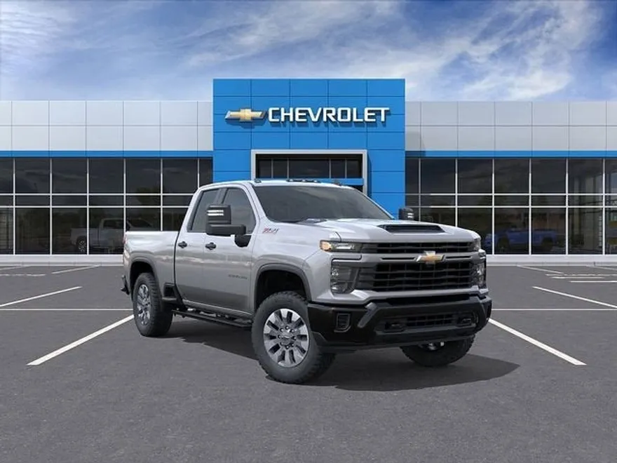2026 Chevrolet Silverado 2500HD Custom photo 1