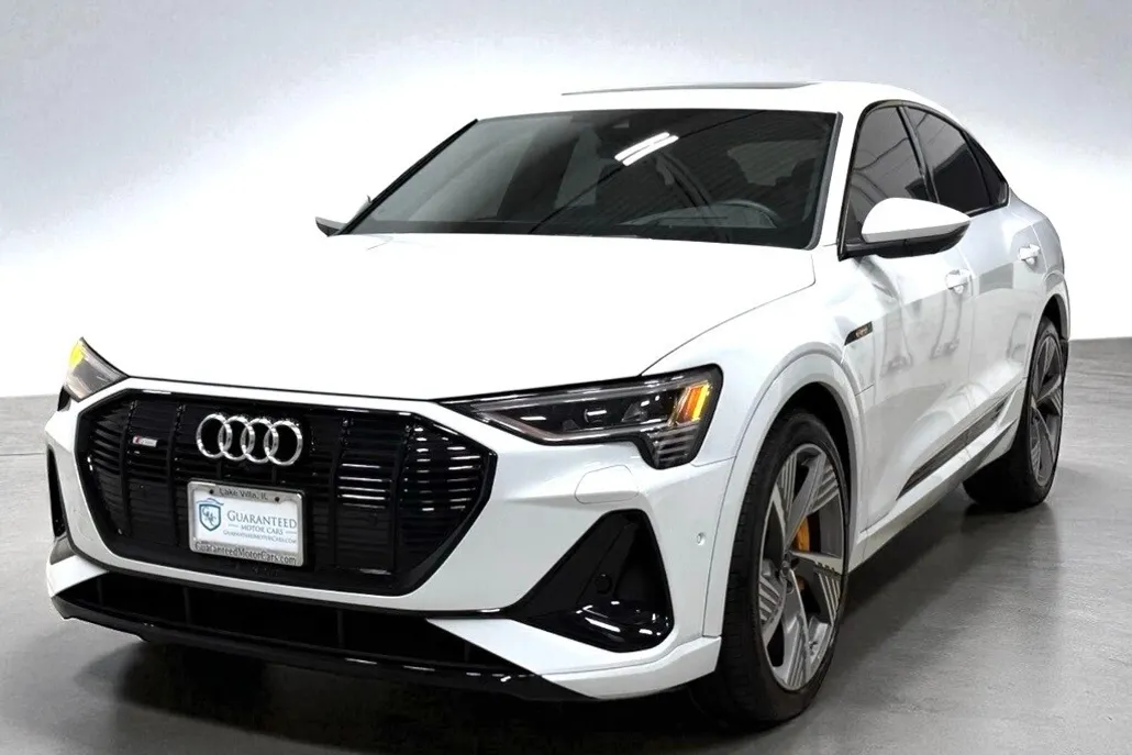 2023 Audi e-tron Sportback S line Prestige photo 1