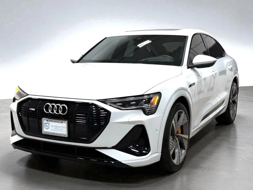 2023 Audi e-tron Sportback S line Prestige photo 1