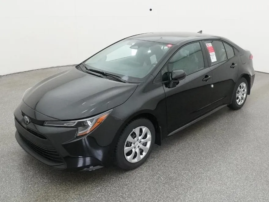 2026 Toyota Corolla LE photo 1