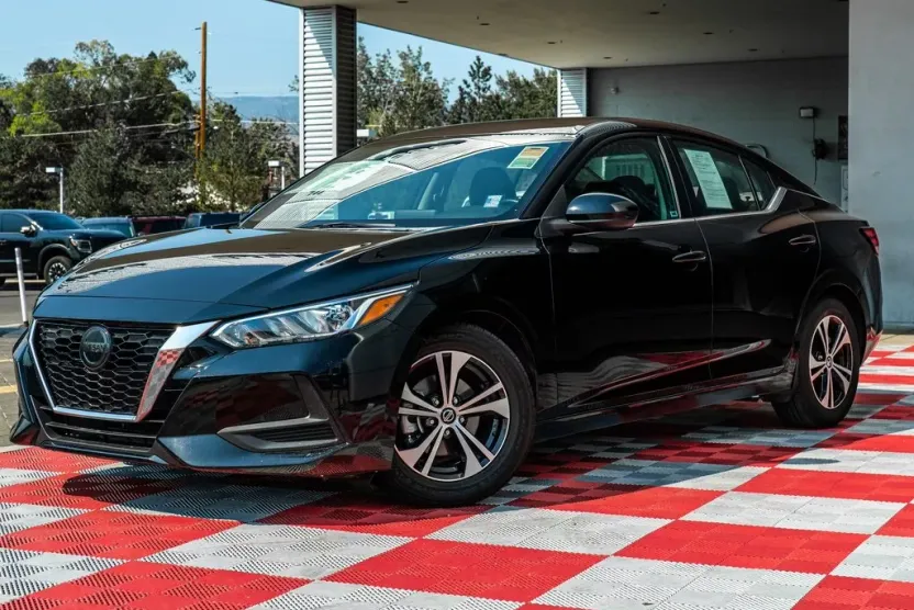 2022 Nissan Sentra SV photo 1