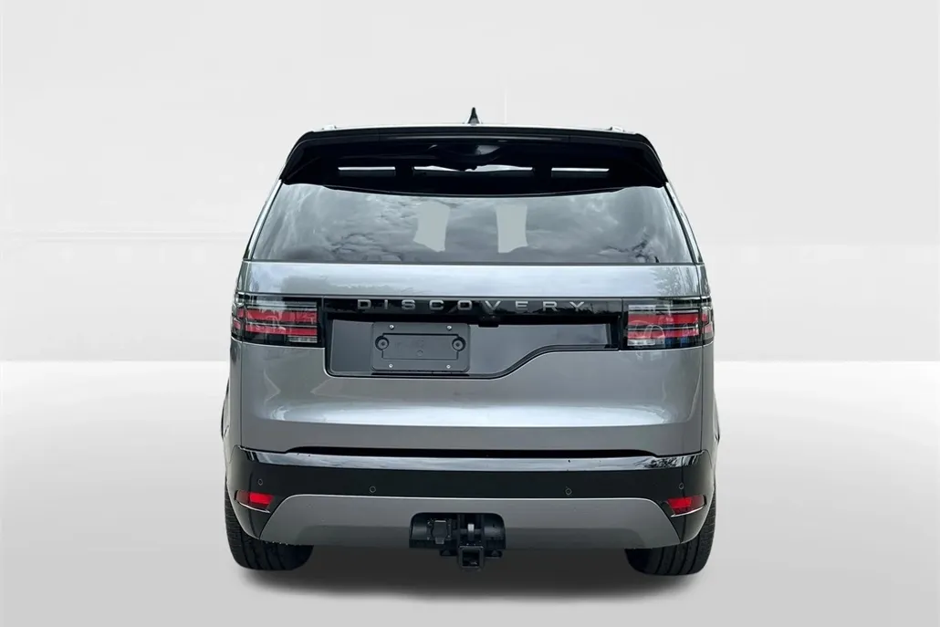 2025 Land Rover Discovery SE photo 1