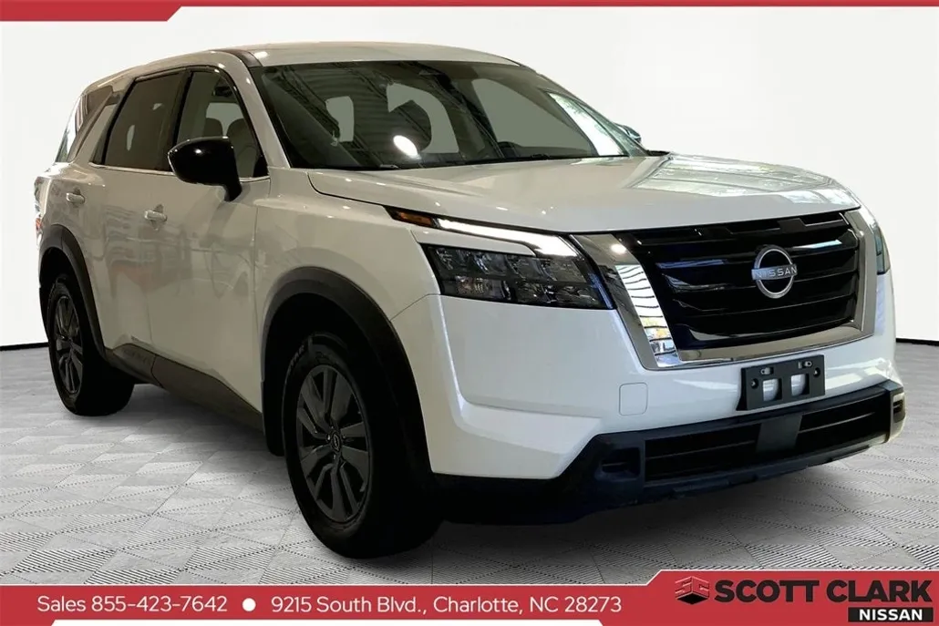 2023 Nissan Pathfinder S photo 1