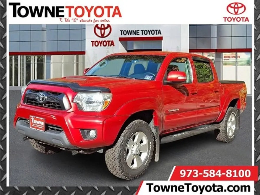 2015 Toyota Tacoma V6 photo 1
