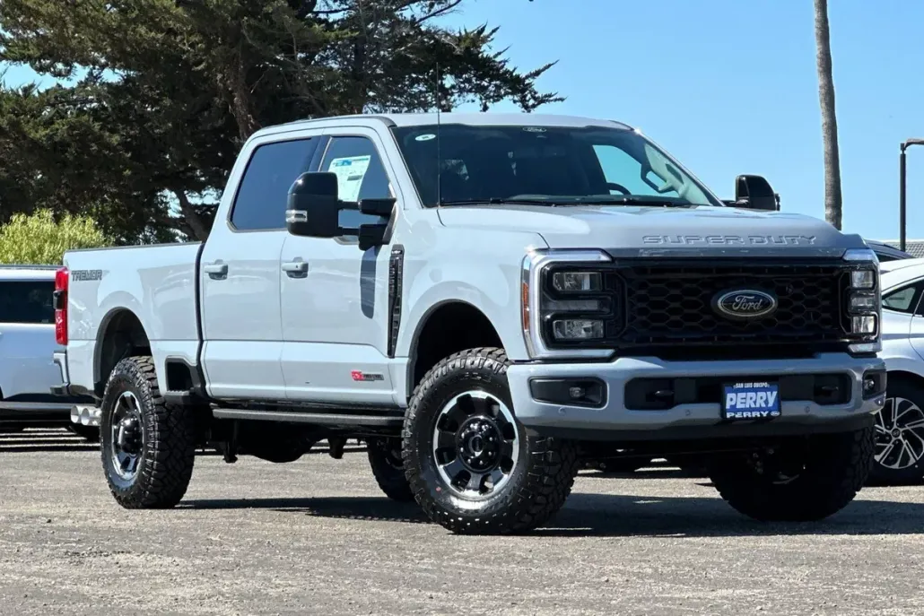2026 Ford F-350 photo 1