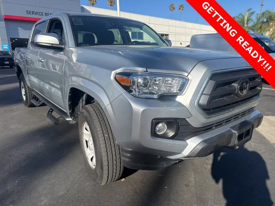 2023 Toyota Tacoma SR5 photo 1