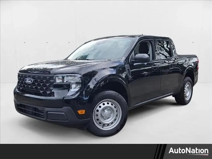2025 Ford Maverick XL photo 1