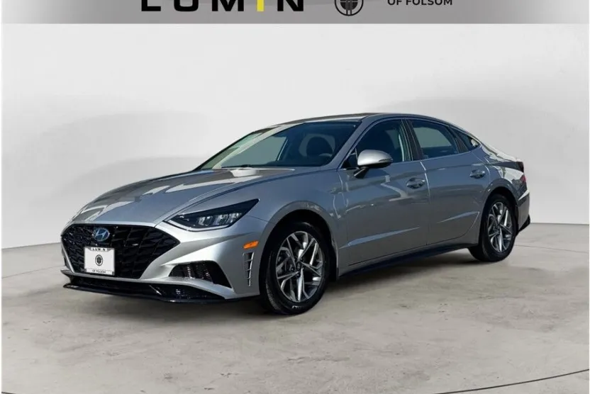 2021 Hyundai Sonata SEL photo 1